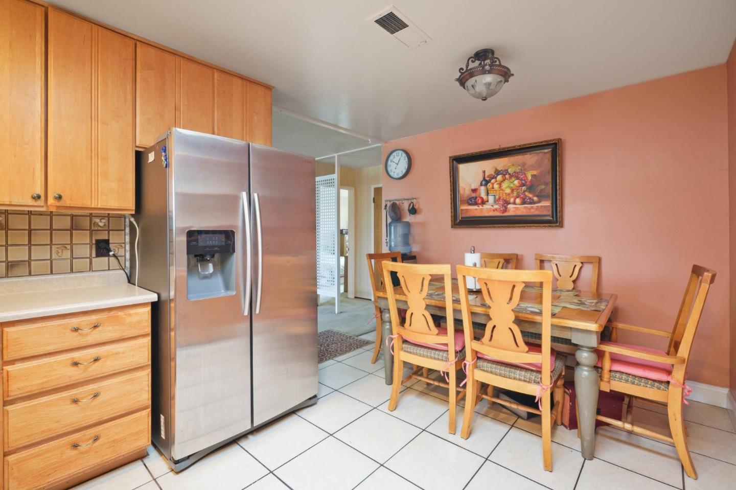Detail Gallery Image 13 of 25 For 556 Los Coches Ave, Salinas,  CA 93906 - 3 Beds | 2 Baths