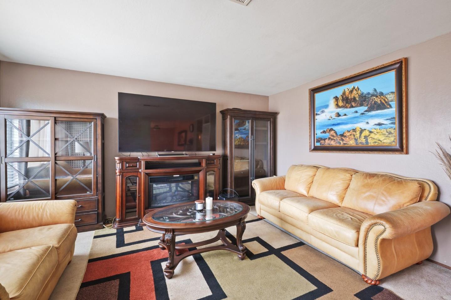 Detail Gallery Image 8 of 25 For 556 Los Coches Ave, Salinas,  CA 93906 - 3 Beds | 2 Baths