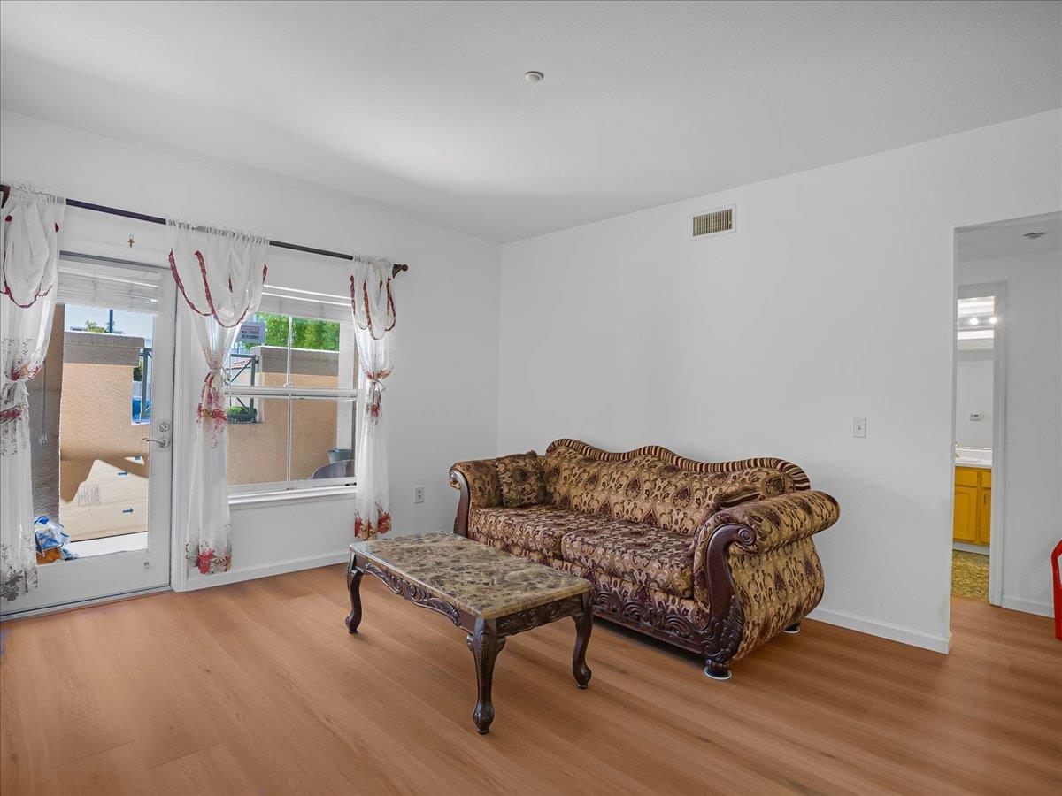 Photo #7: ML82008700 Listing: Photo #7