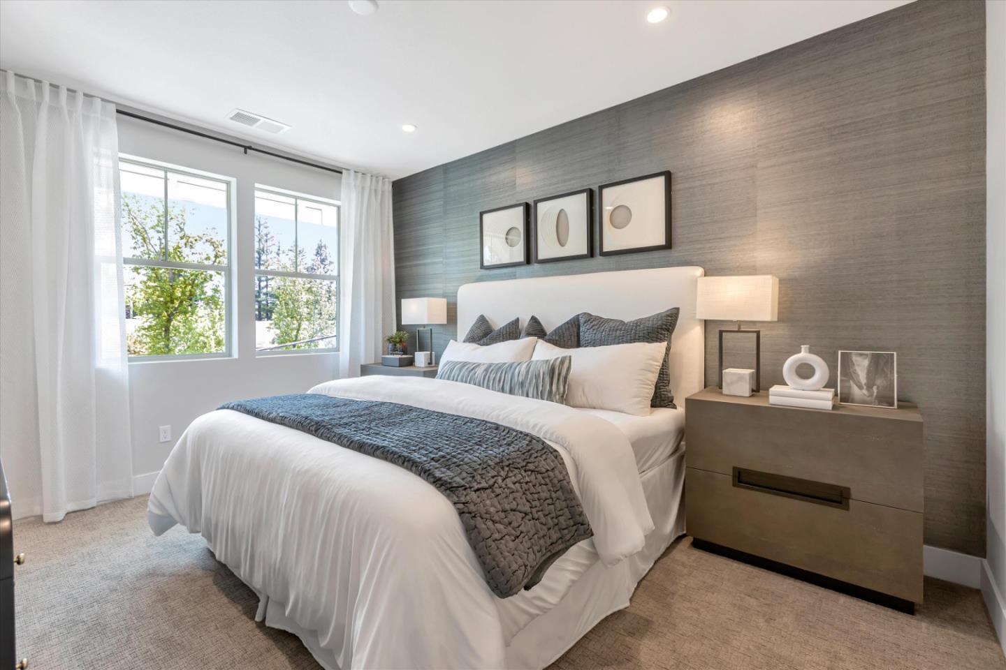 Detail Gallery Image 7 of 12 For 231 Oak Cir, Walnut Creek,  CA 94597 - 4 Beds | 3/1 Baths