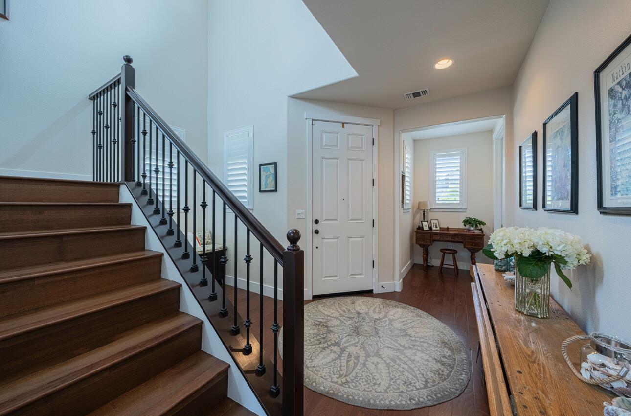 Detail Gallery Image 5 of 60 For 17210 Logan St, East Garrison,  CA 93933 - 4 Beds | 2/1 Baths
