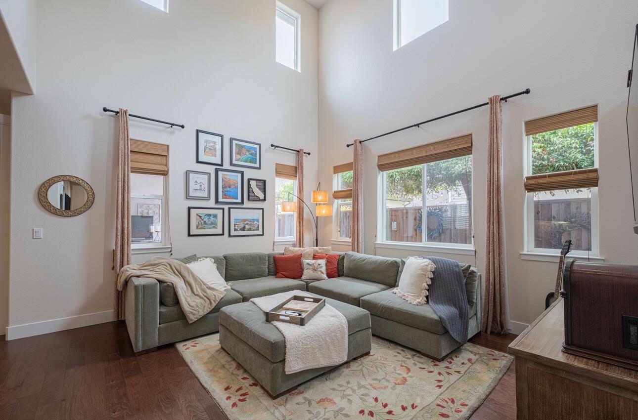Detail Gallery Image 6 of 60 For 17210 Logan St, East Garrison,  CA 93933 - 4 Beds | 2/1 Baths