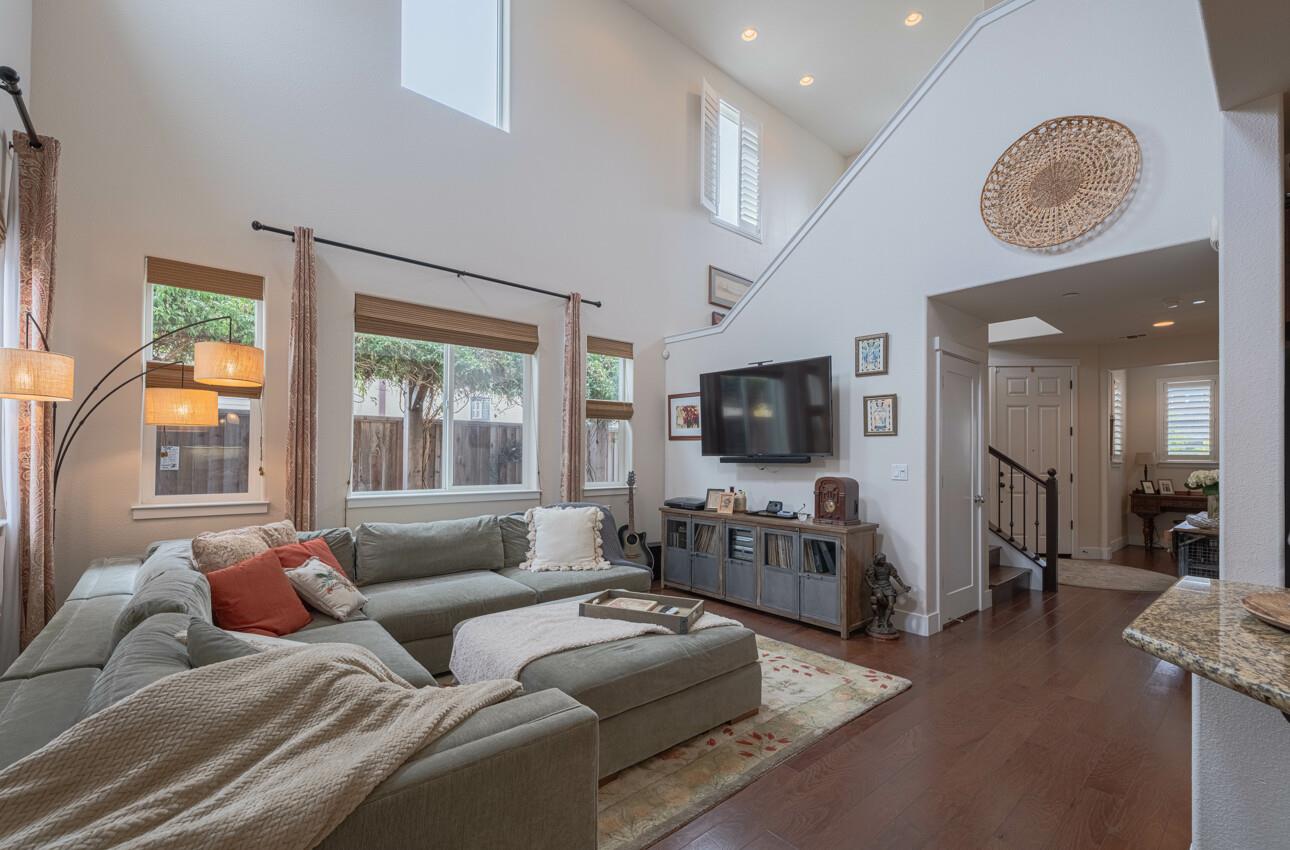 Detail Gallery Image 7 of 60 For 17210 Logan St, East Garrison,  CA 93933 - 4 Beds | 2/1 Baths