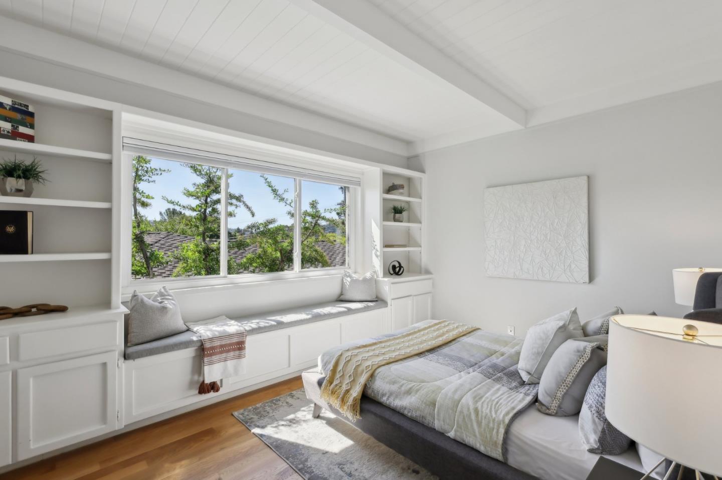 Detail Gallery Image 31 of 71 For 607 Dartmouth Ave, San Carlos,  CA 94070 - 3 Beds | 3 Baths