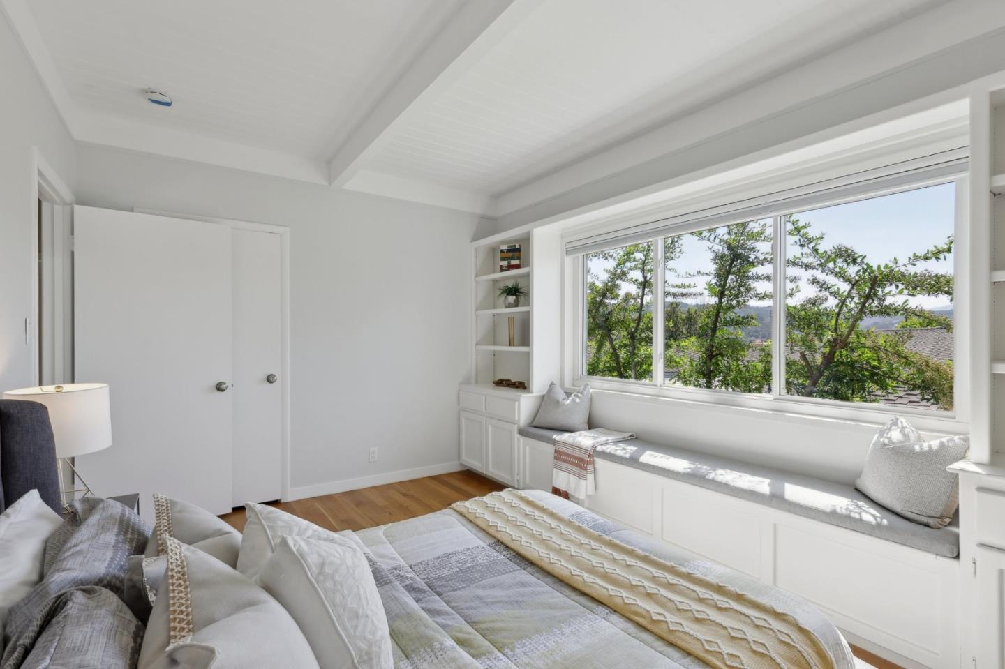 Detail Gallery Image 33 of 71 For 607 Dartmouth Ave, San Carlos,  CA 94070 - 3 Beds | 3 Baths