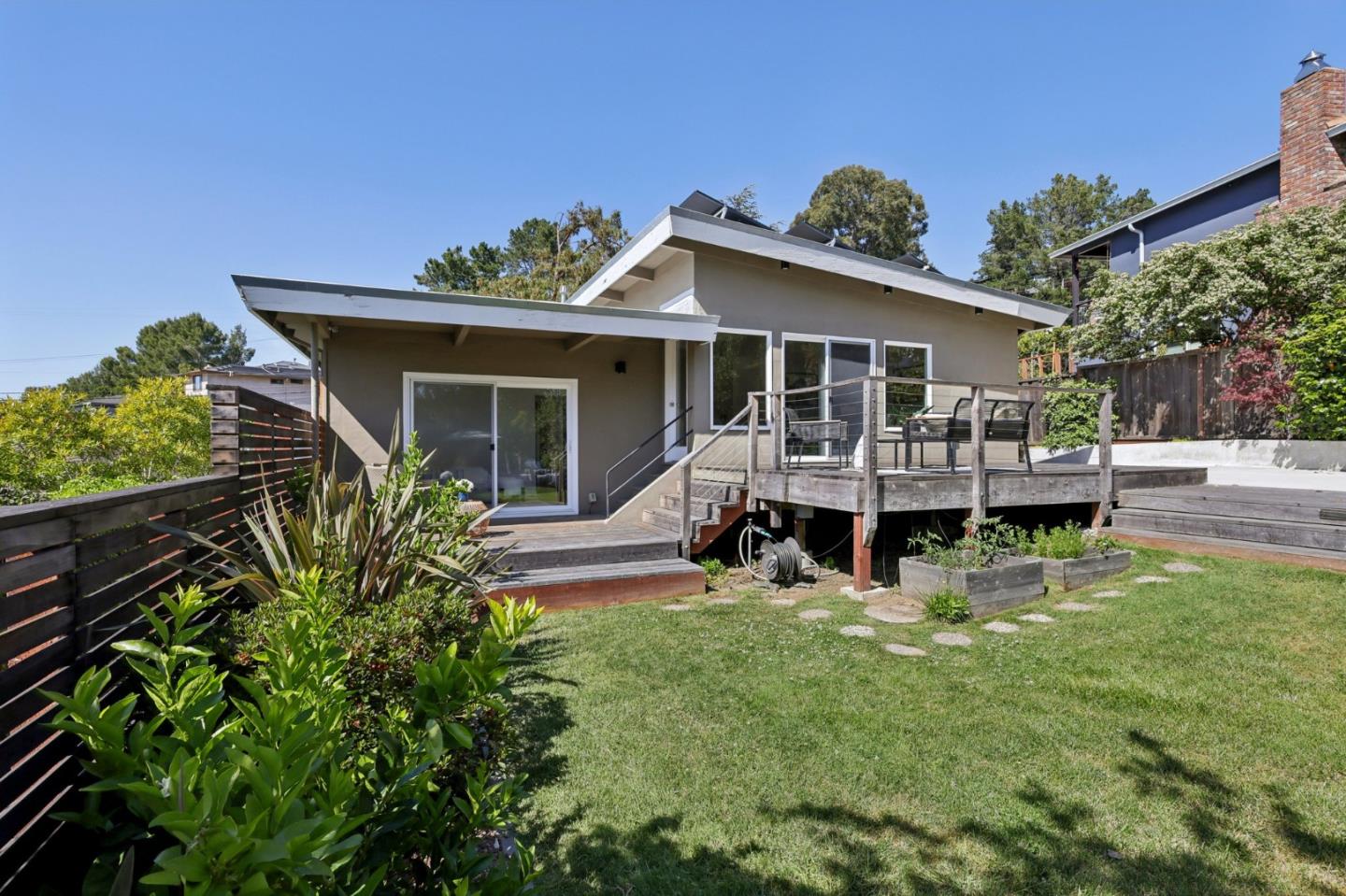 Detail Gallery Image 41 of 71 For 607 Dartmouth Ave, San Carlos,  CA 94070 - 3 Beds | 3 Baths