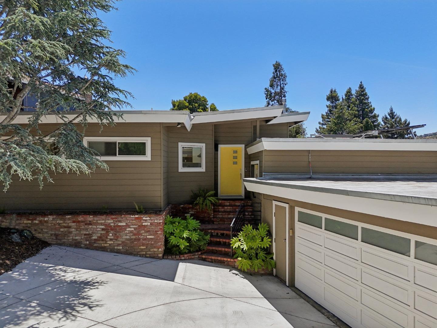 Detail Gallery Image 48 of 71 For 607 Dartmouth Ave, San Carlos,  CA 94070 - 3 Beds | 3 Baths