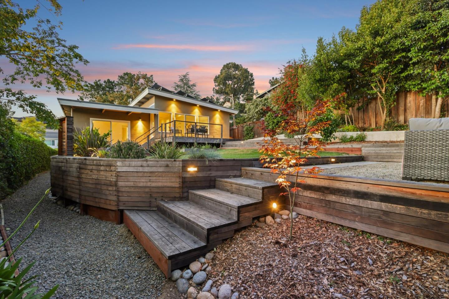 Detail Gallery Image 58 of 71 For 607 Dartmouth Ave, San Carlos,  CA 94070 - 3 Beds | 3 Baths
