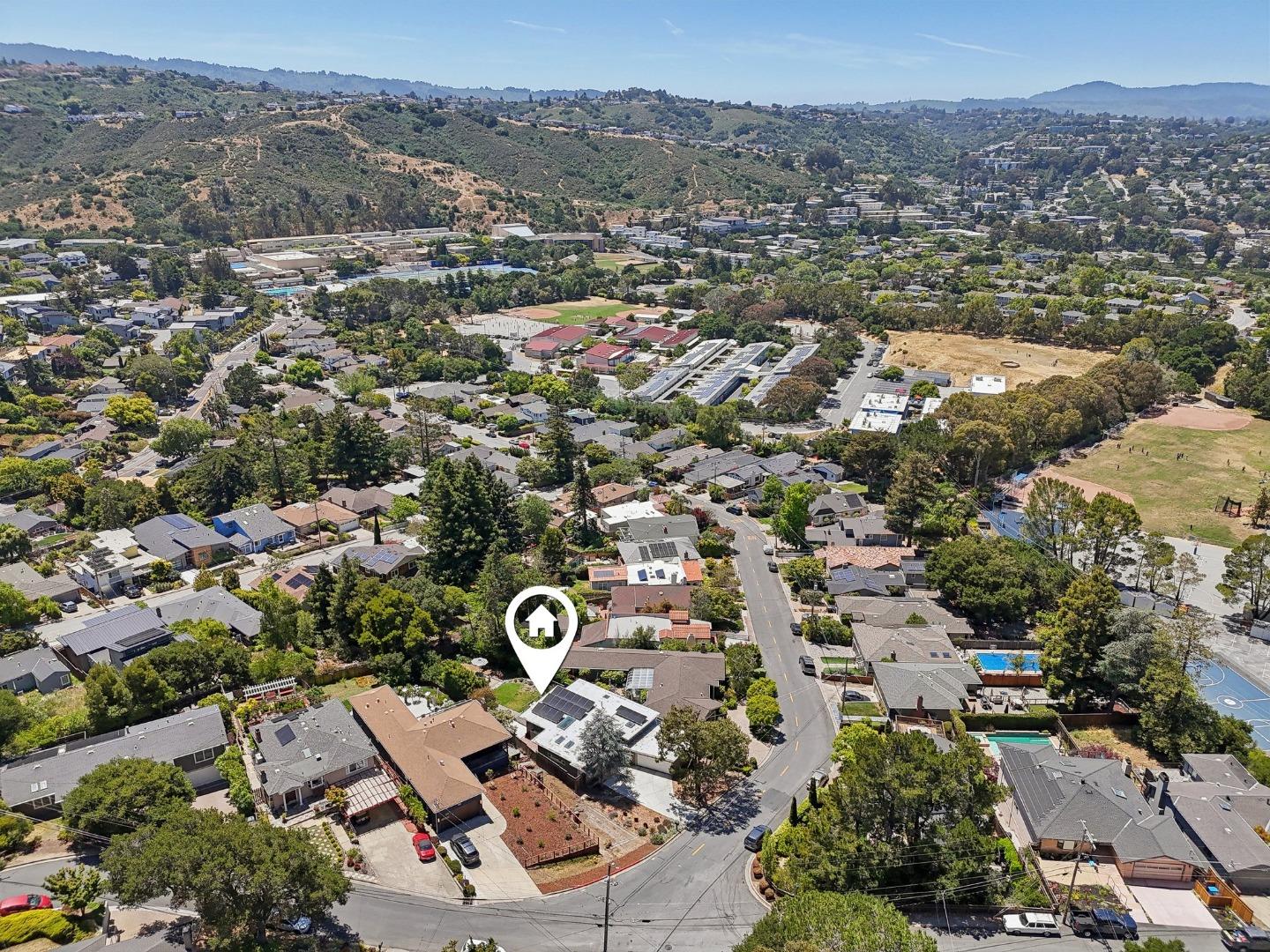 Detail Gallery Image 67 of 71 For 607 Dartmouth Ave, San Carlos,  CA 94070 - 3 Beds | 3 Baths
