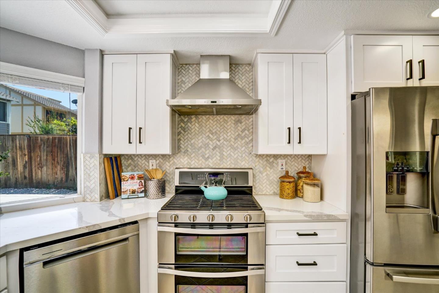 Detail Gallery Image 11 of 40 For 3746 Cardinal Ter, Fremont,  CA 94555 - 4 Beds | 2/1 Baths
