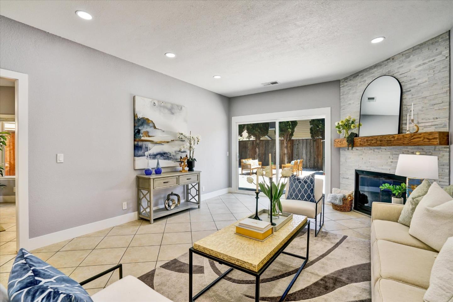 Detail Gallery Image 16 of 40 For 3746 Cardinal Ter, Fremont,  CA 94555 - 4 Beds | 2/1 Baths
