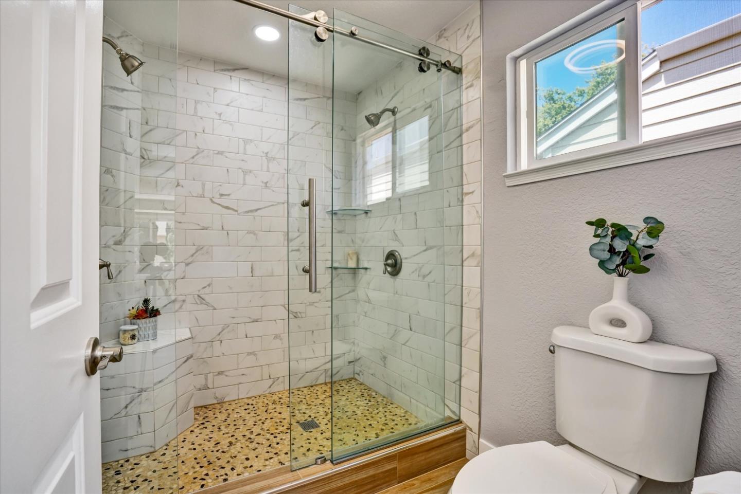 Detail Gallery Image 28 of 40 For 3746 Cardinal Ter, Fremont,  CA 94555 - 4 Beds | 2/1 Baths