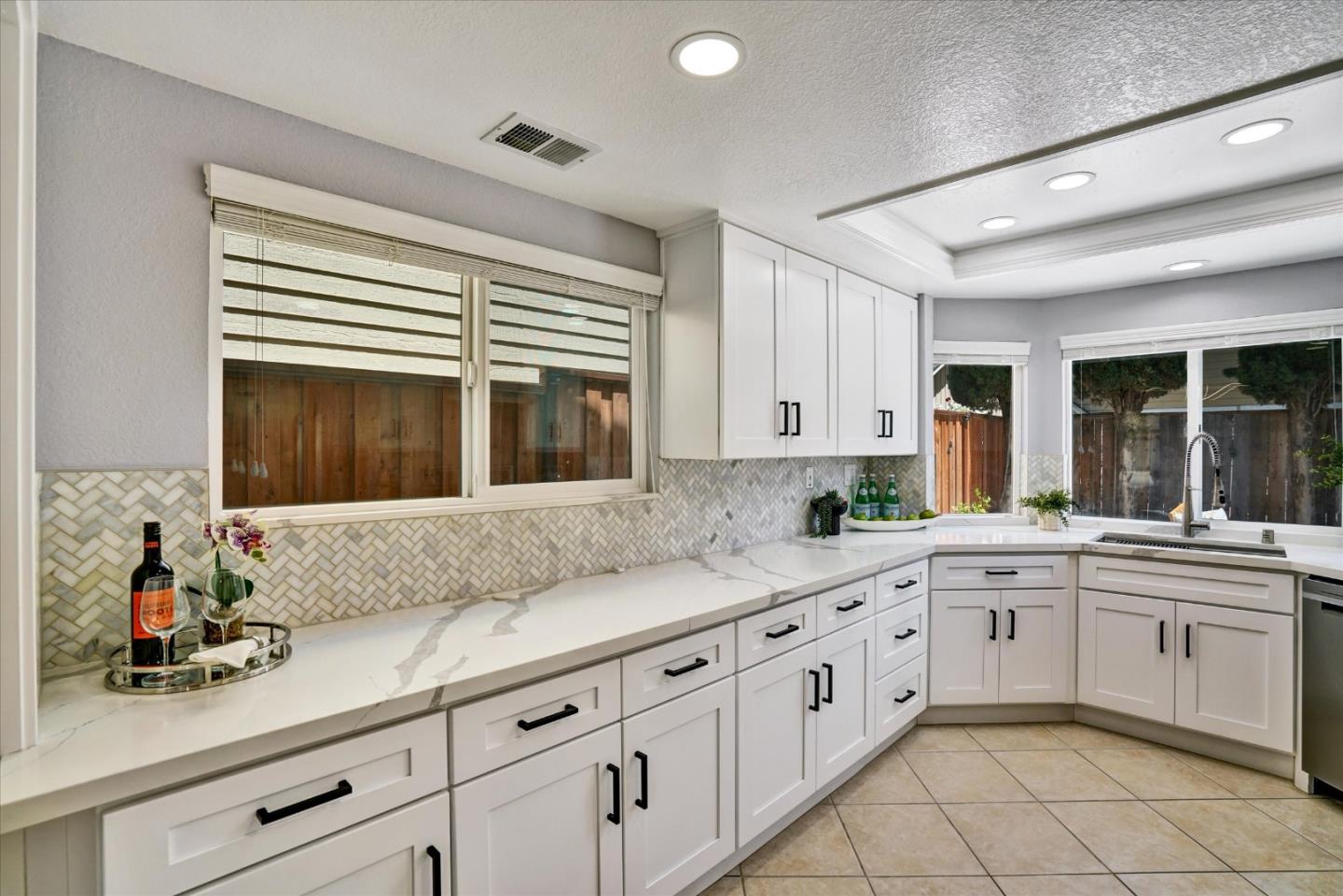 Detail Gallery Image 9 of 40 For 3746 Cardinal Ter, Fremont,  CA 94555 - 4 Beds | 2/1 Baths
