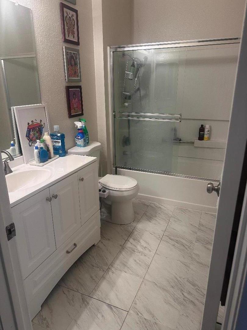 Detail Gallery Image 7 of 12 For 151 Schooner Ct, Richmond,  CA 94804 - 1 Beds | 1 Baths