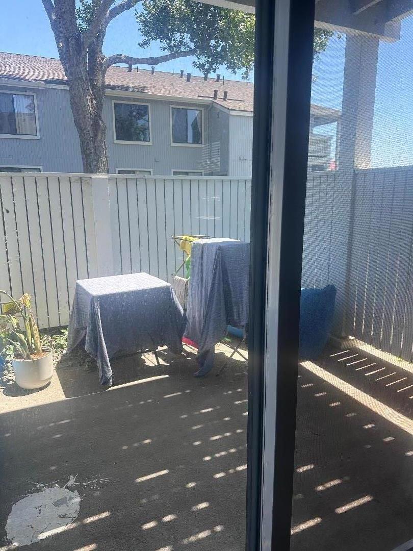 Detail Gallery Image 9 of 12 For 151 Schooner Ct, Richmond,  CA 94804 - 1 Beds | 1 Baths