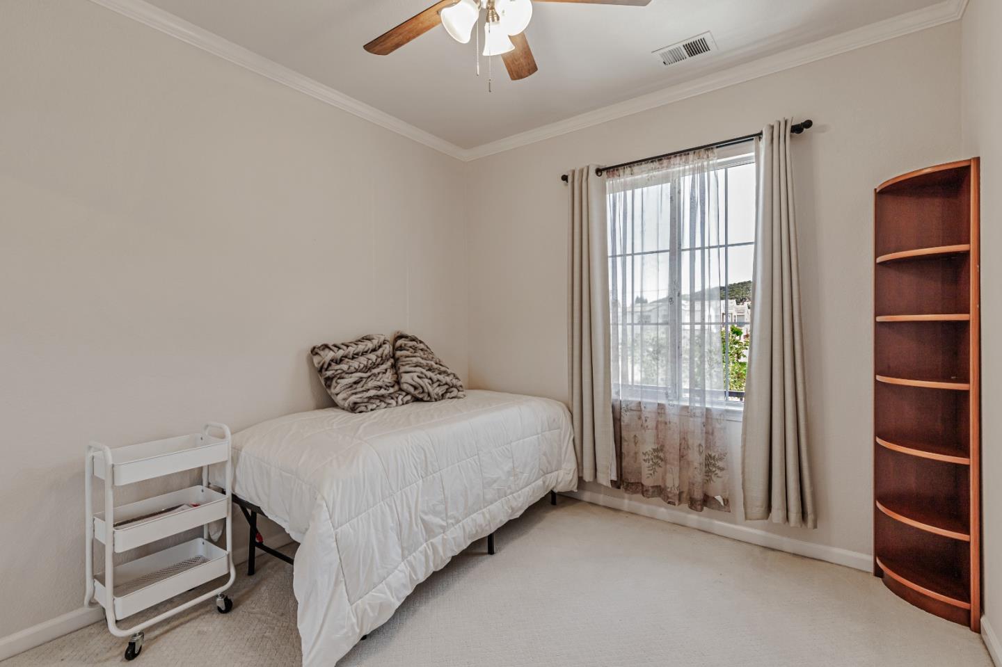 Detail Gallery Image 20 of 28 For 975 Oak Brook Way, Gilroy,  CA 95020 - 3 Beds | 2/1 Baths