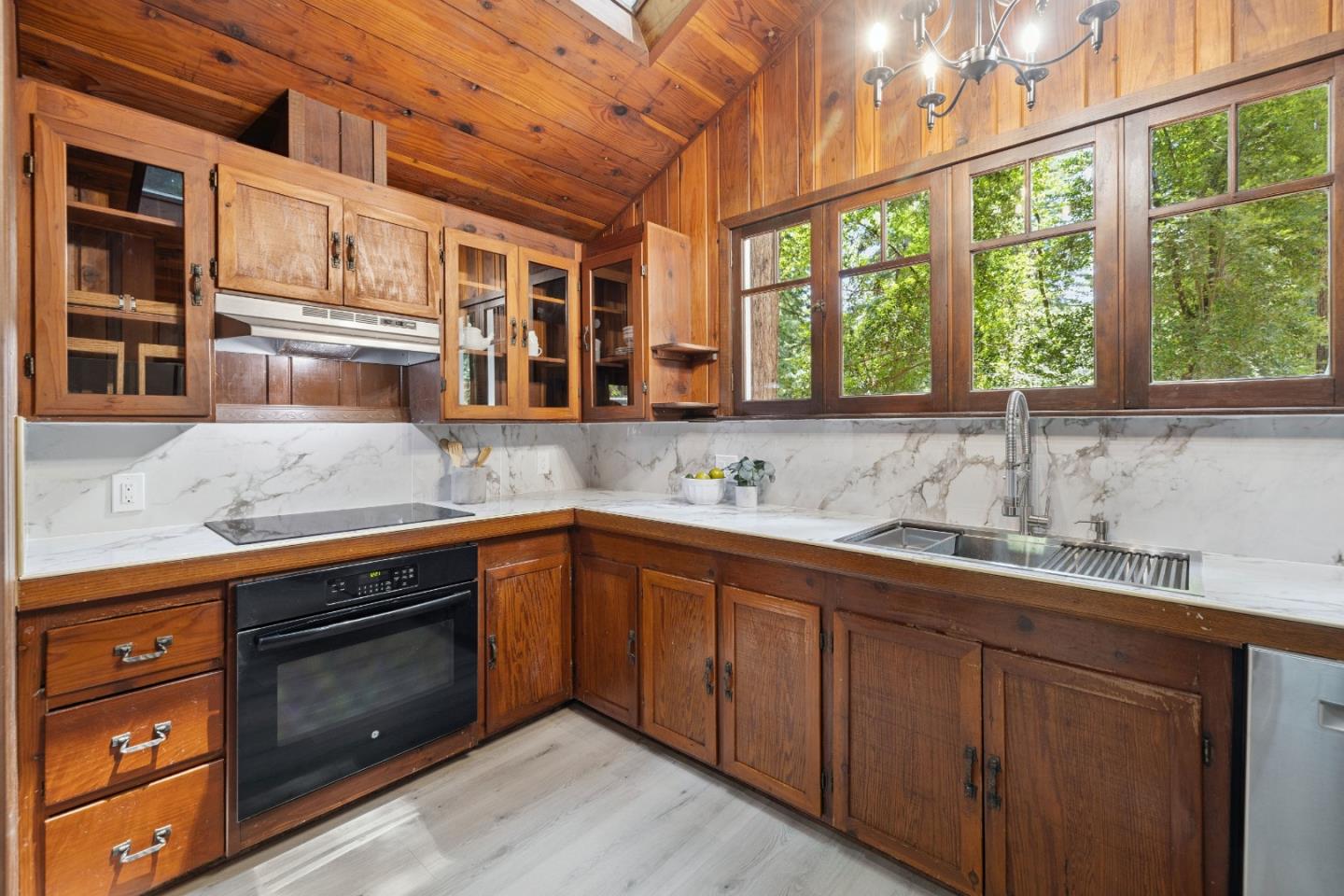 Detail Gallery Image 10 of 69 For 254 Teilh Dr, Boulder Creek,  CA 95006 - 3 Beds | 2 Baths