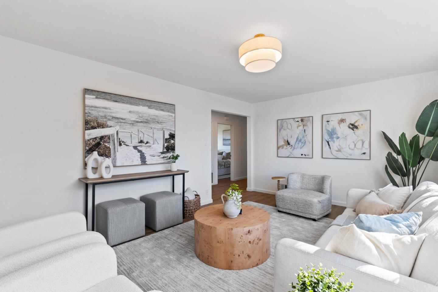 Detail Gallery Image 10 of 35 For 325 Olmstead St, San Francisco,  CA 94134 - 3 Beds | 1/1 Baths