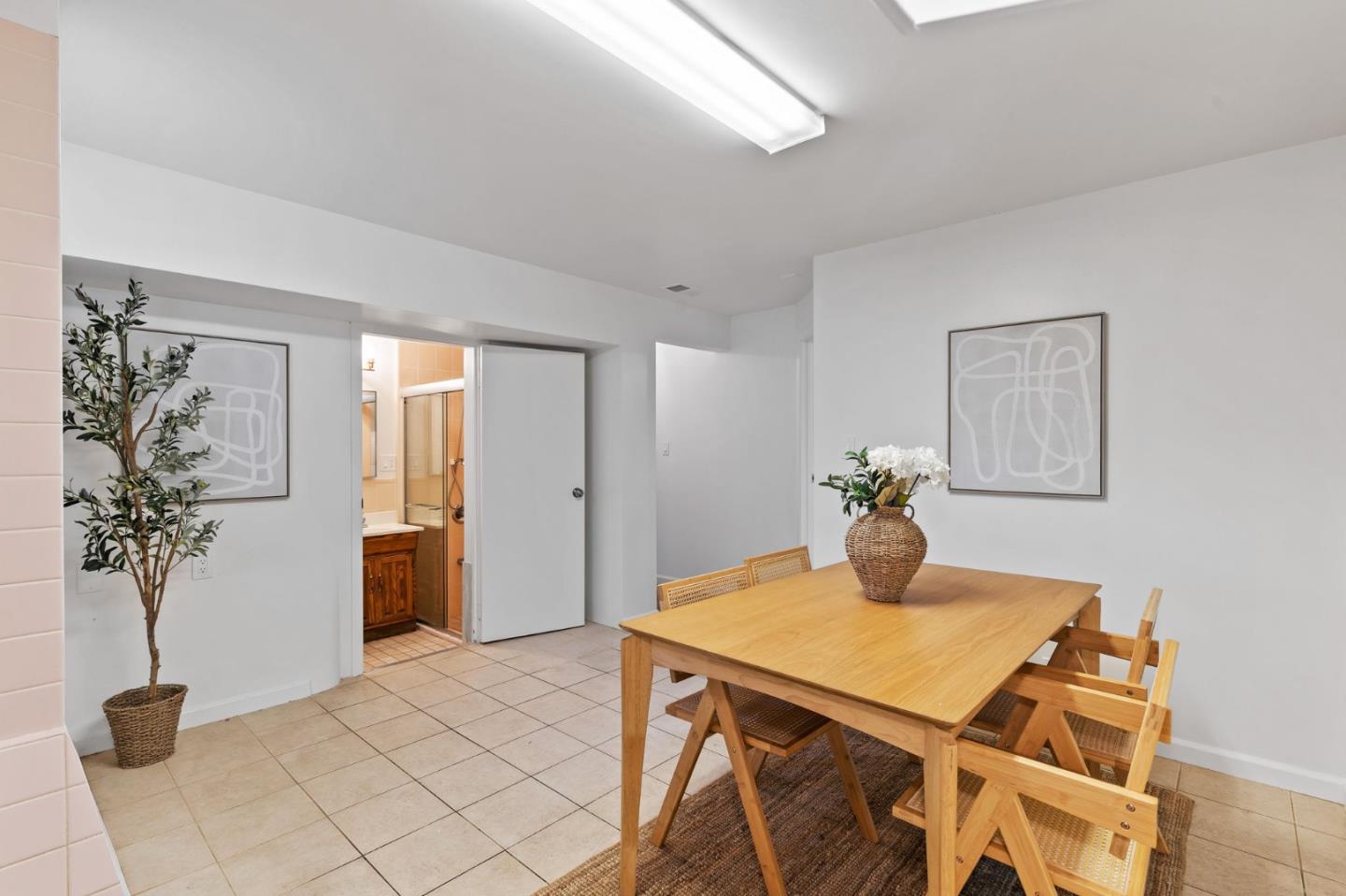 Detail Gallery Image 26 of 35 For 325 Olmstead St, San Francisco,  CA 94134 - 3 Beds | 1/1 Baths