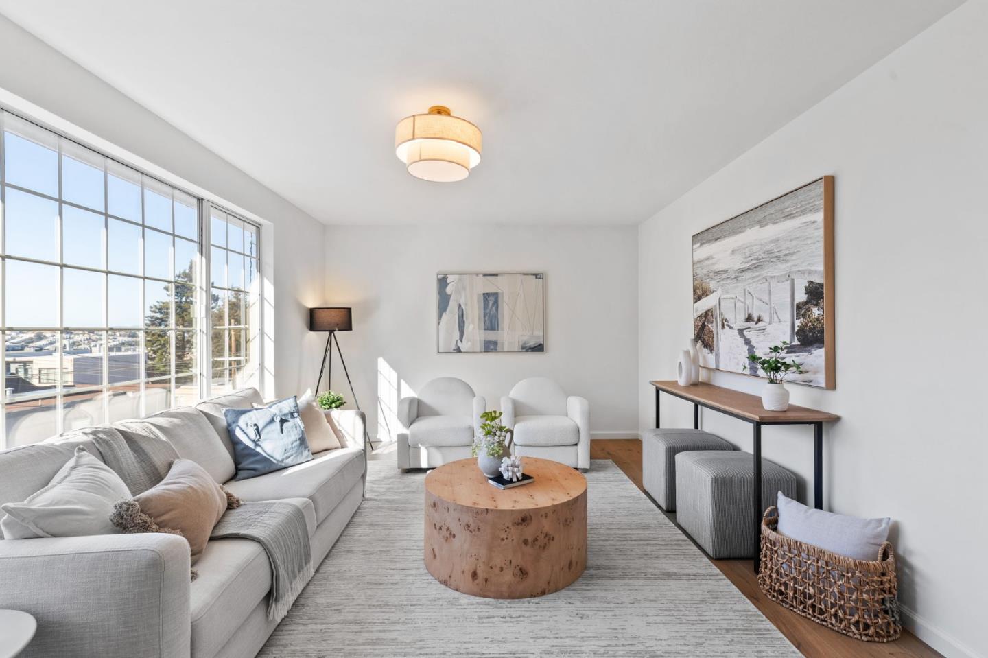 Detail Gallery Image 8 of 35 For 325 Olmstead St, San Francisco,  CA 94134 - 3 Beds | 1/1 Baths