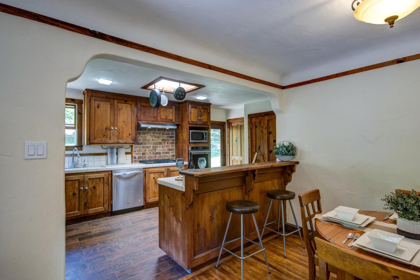 Detail Gallery Image 12 of 94 For 5090 La Honda Rd, San Gregorio,  CA 94074 - 2 Beds | 1 Baths