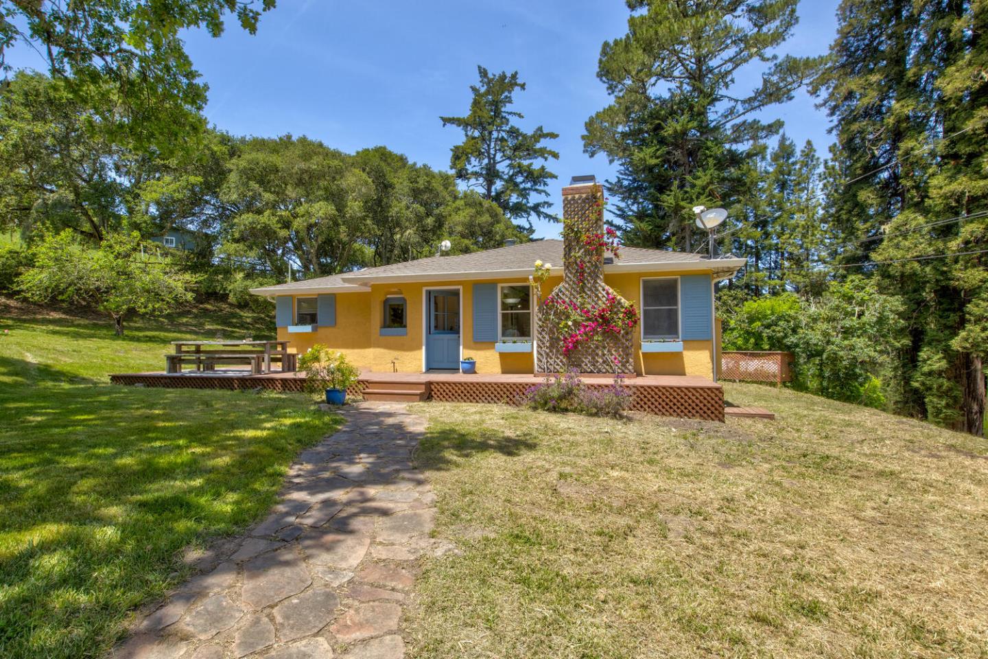 Detail Gallery Image 3 of 94 For 5090 La Honda Rd, San Gregorio,  CA 94074 - 2 Beds | 1 Baths