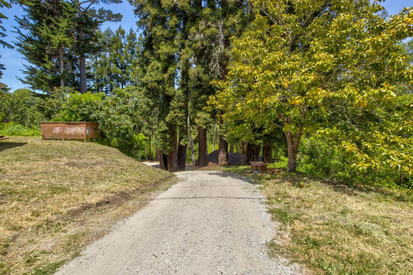 Detail Gallery Image 33 of 94 For 5090 La Honda Rd, San Gregorio,  CA 94074 - 2 Beds | 1 Baths