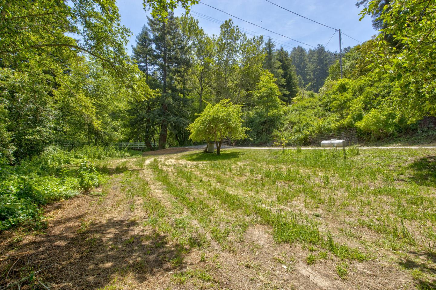Detail Gallery Image 49 of 94 For 5090 La Honda Rd, San Gregorio,  CA 94074 - 2 Beds | 1 Baths