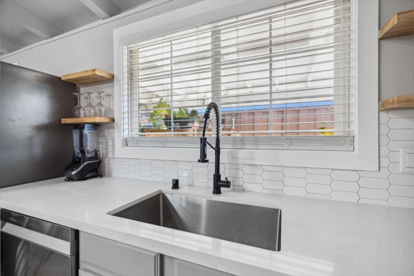 Detail Gallery Image 15 of 32 For 774 Lakewood Dr, Sunnyvale,  CA 94089 - 3 Beds | 2 Baths