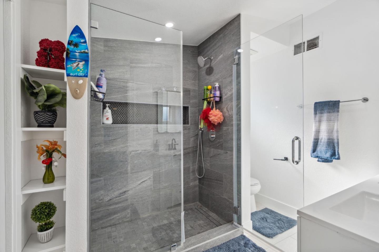 Detail Gallery Image 20 of 32 For 774 Lakewood Dr, Sunnyvale,  CA 94089 - 3 Beds | 2 Baths