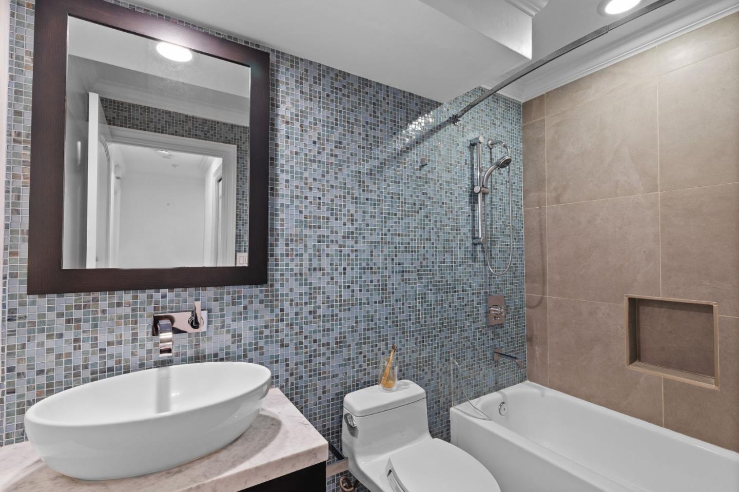 Detail Gallery Image 25 of 32 For 539 Quailbrook Ct, San Jose,  CA 95110 - 2 Beds | 2 Baths