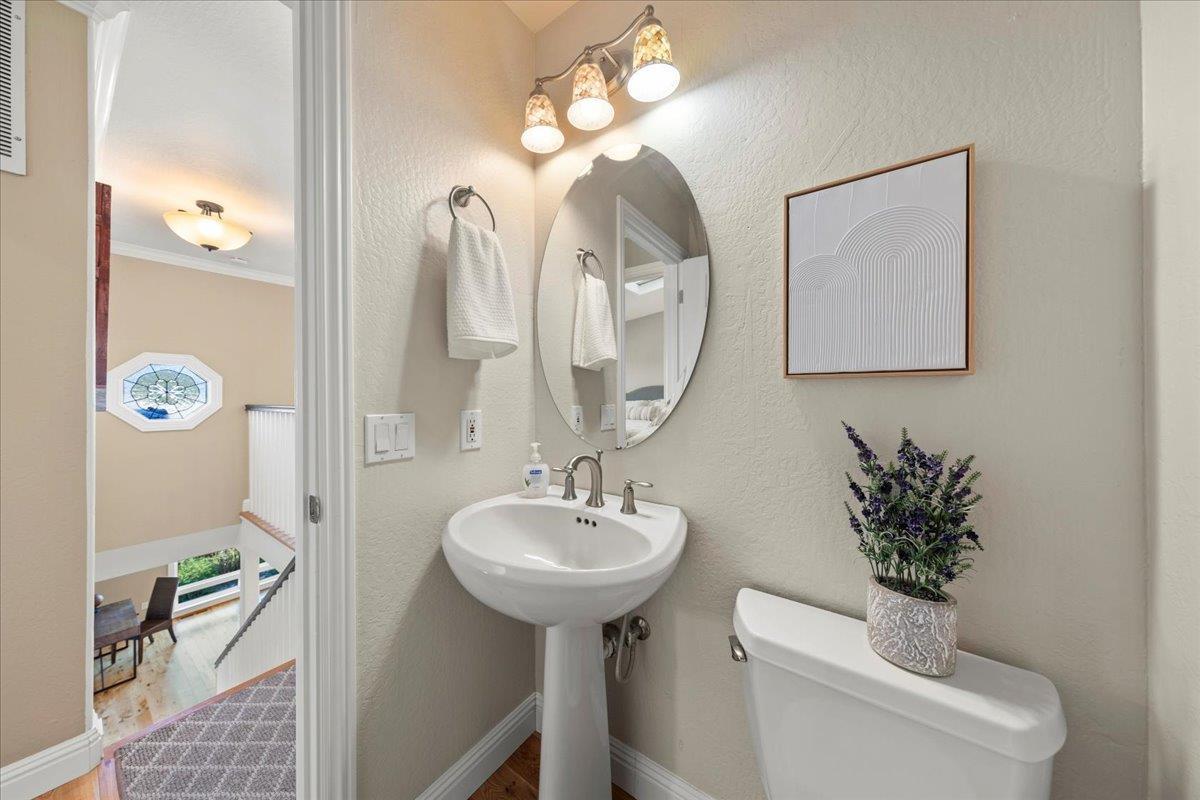 Detail Gallery Image 23 of 40 For 25400 Radonich Rd, Los Gatos,  CA 95033 - 3 Beds | 2/1 Baths