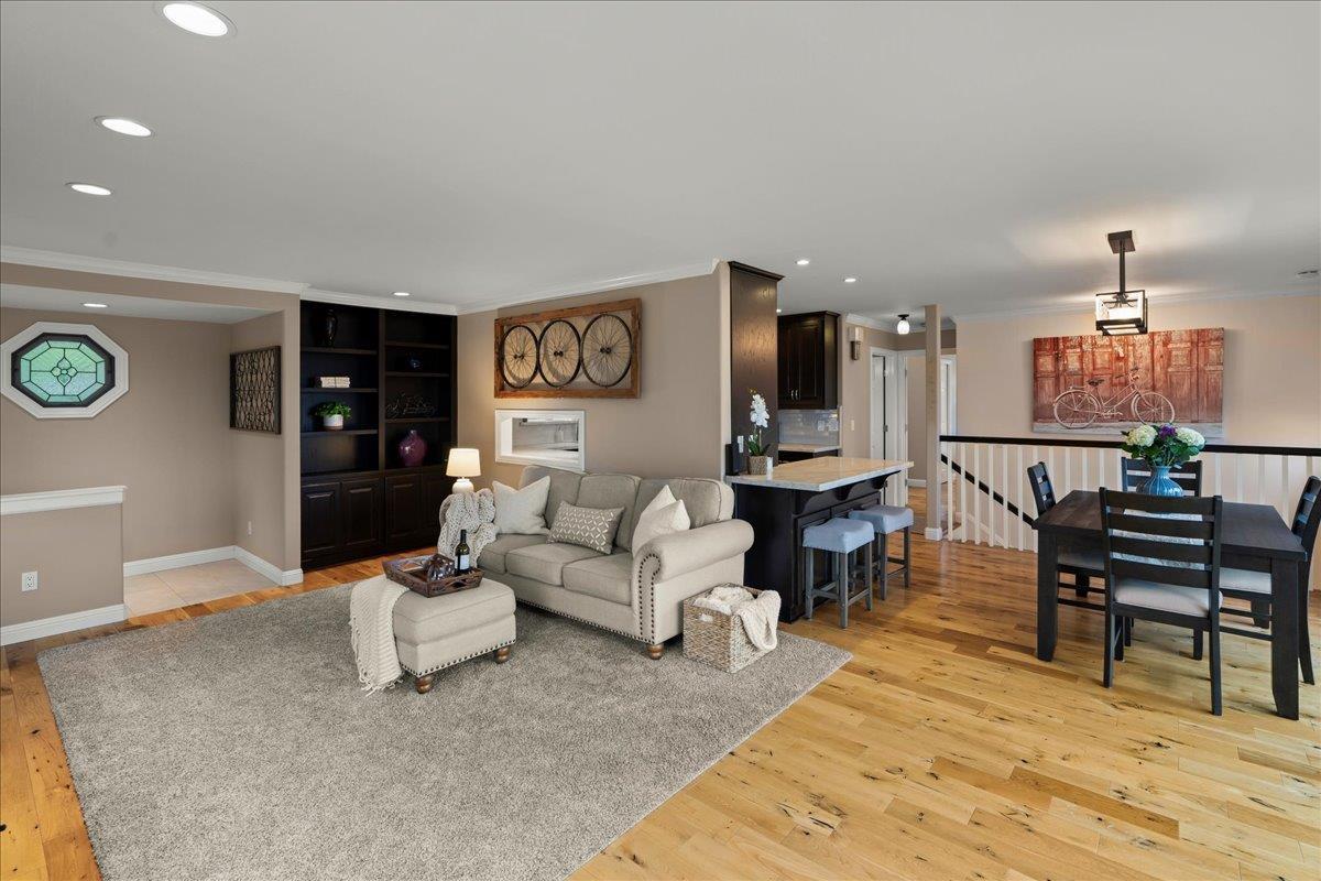 Detail Gallery Image 4 of 40 For 25400 Radonich Rd, Los Gatos,  CA 95033 - 3 Beds | 2/1 Baths