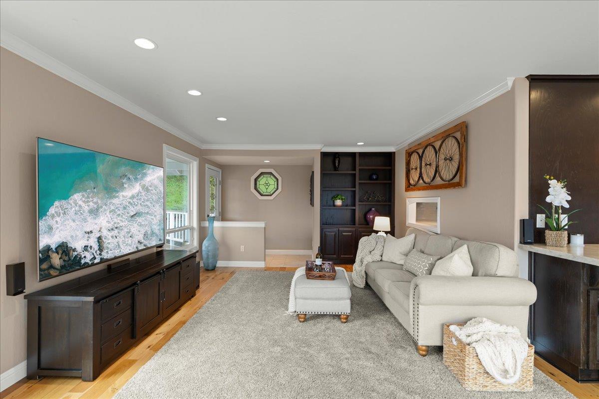 Detail Gallery Image 5 of 40 For 25400 Radonich Rd, Los Gatos,  CA 95033 - 3 Beds | 2/1 Baths