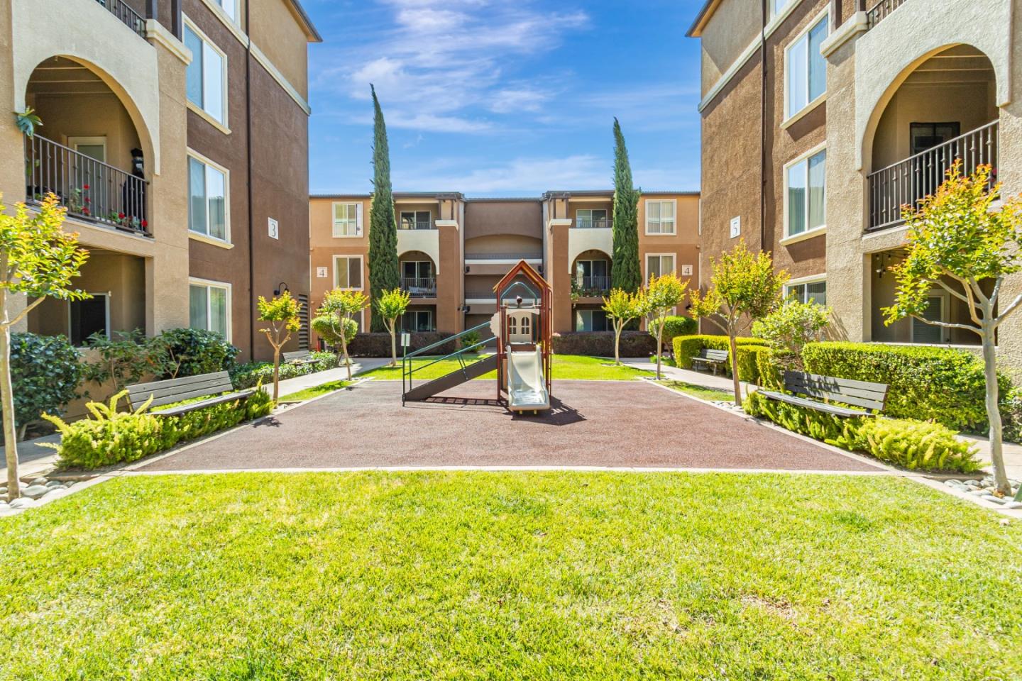 Detail Gallery Image 43 of 46 For 801 S Winchester Blvd #1202,  San Jose,  CA 95128 - 2 Beds | 2 Baths
