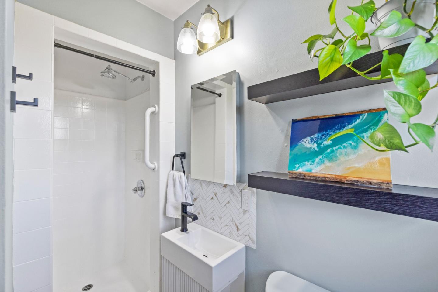 Detail Gallery Image 13 of 17 For 955 Casanova Ave, Monterey,  CA 93940 - 3 Beds | 2 Baths