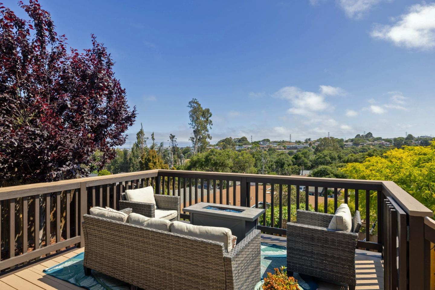 Detail Gallery Image 14 of 17 For 955 Casanova Ave, Monterey,  CA 93940 - 3 Beds | 2 Baths