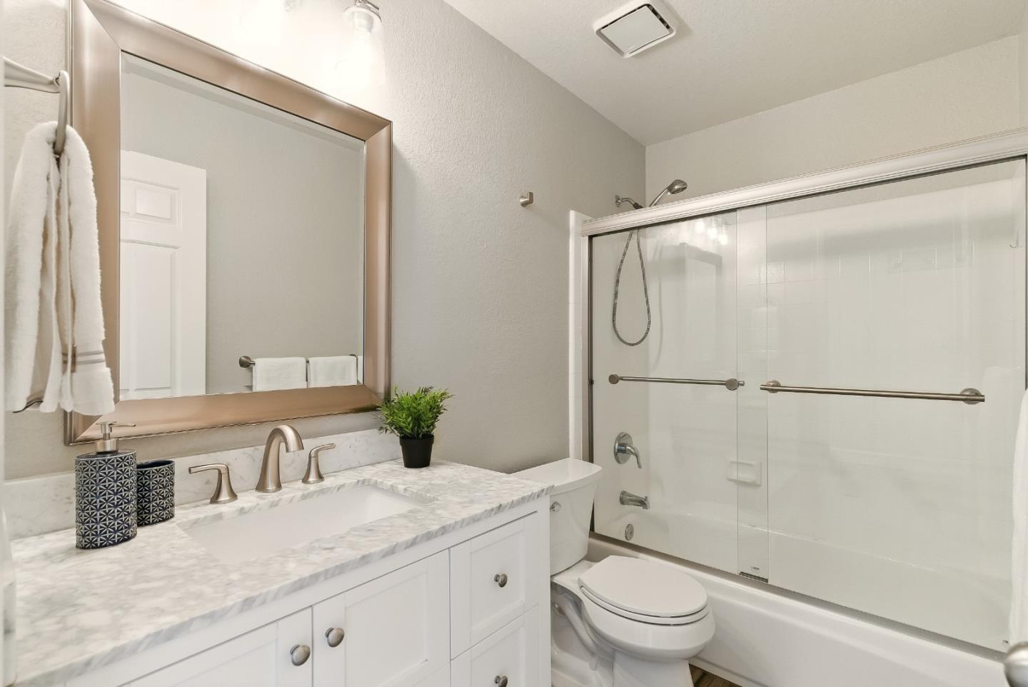 Detail Gallery Image 25 of 36 For 18013 Hillwood Ln, Morgan Hill,  CA 95037 - 2 Beds | 2/1 Baths