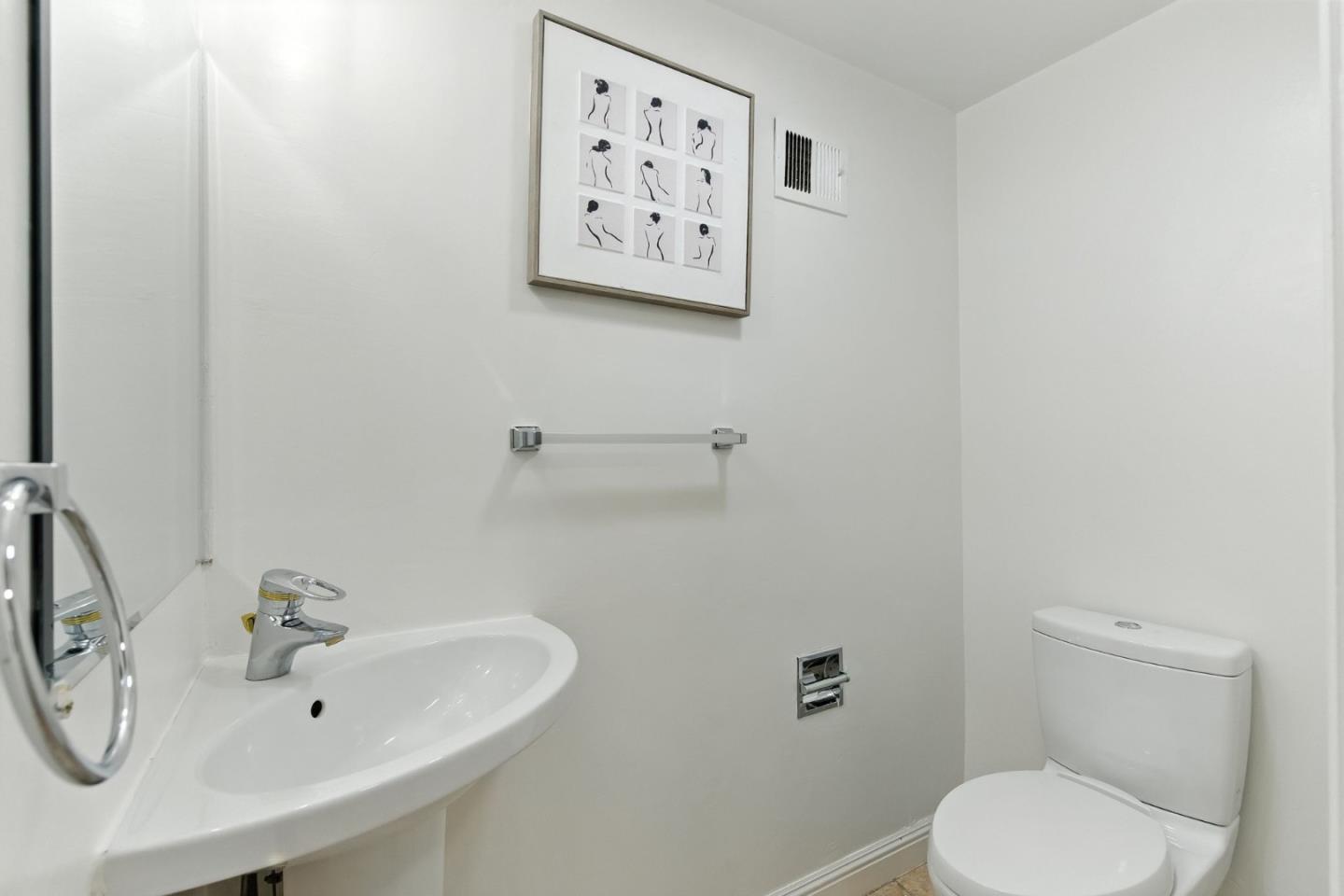 Detail Gallery Image 28 of 75 For 4418 Valle Vis, Pittsburg,  CA 94565 - 5 Beds | 2/1 Baths