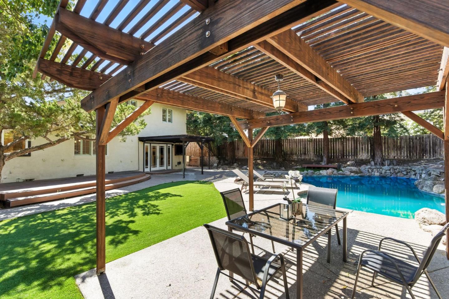 Detail Gallery Image 47 of 75 For 4418 Valle Vis, Pittsburg,  CA 94565 - 5 Beds | 2/1 Baths