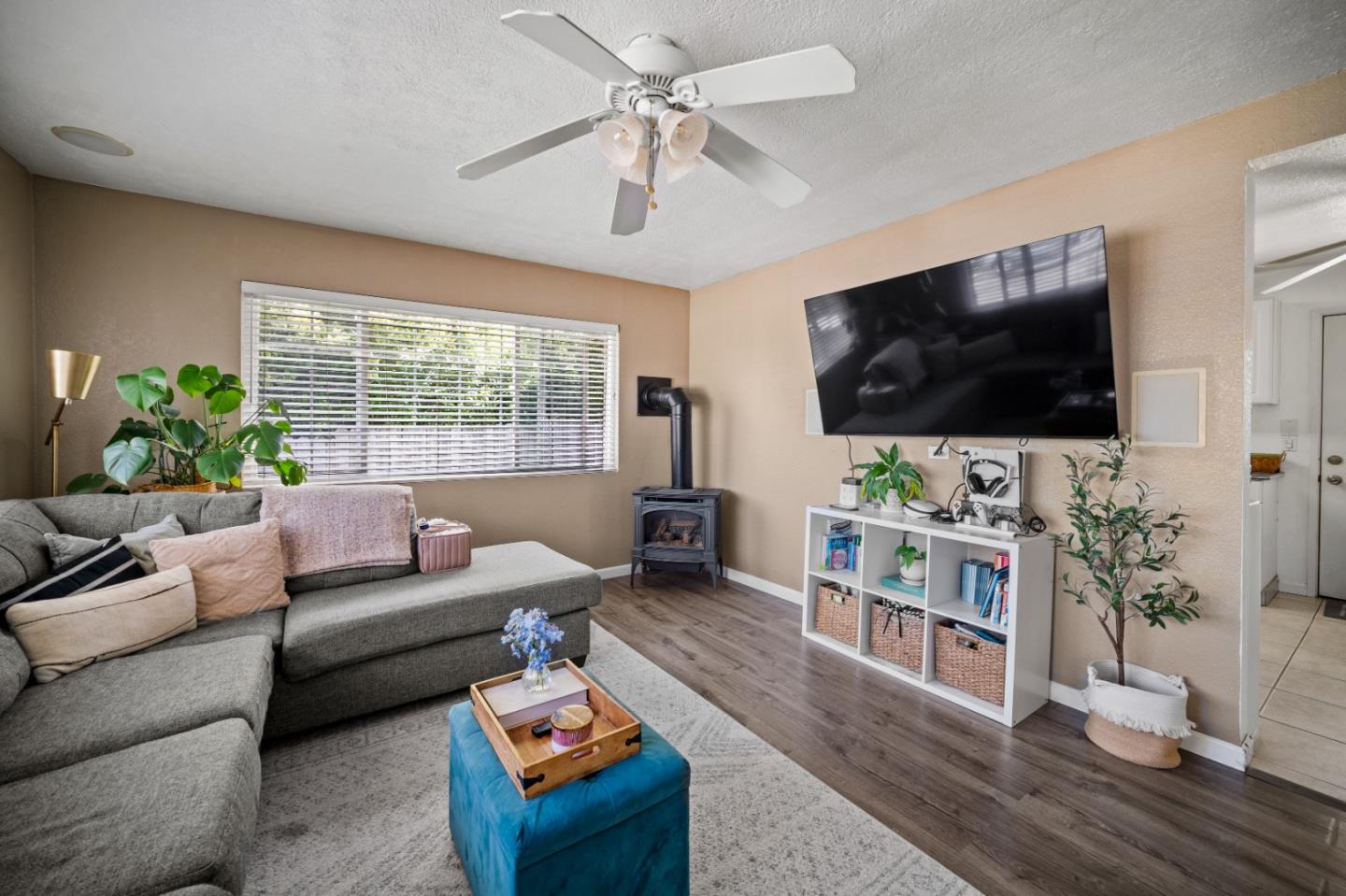 Detail Gallery Image 10 of 29 For 9529 Pollock Ln, Prunedale,  CA 93907 - 2 Beds | 1 Baths