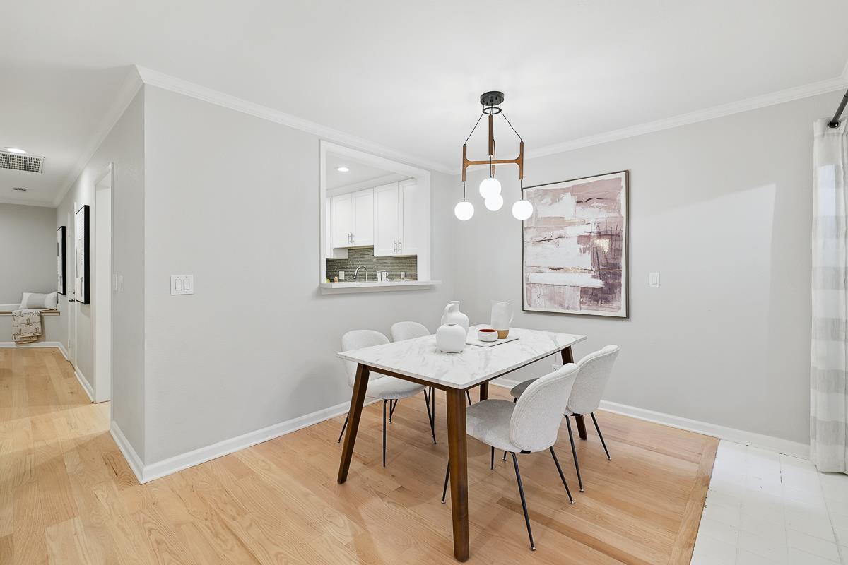 Detail Gallery Image 13 of 38 For 181 Ada Ave #14,  Mountain View,  CA 94043 - 2 Beds | 2/1 Baths