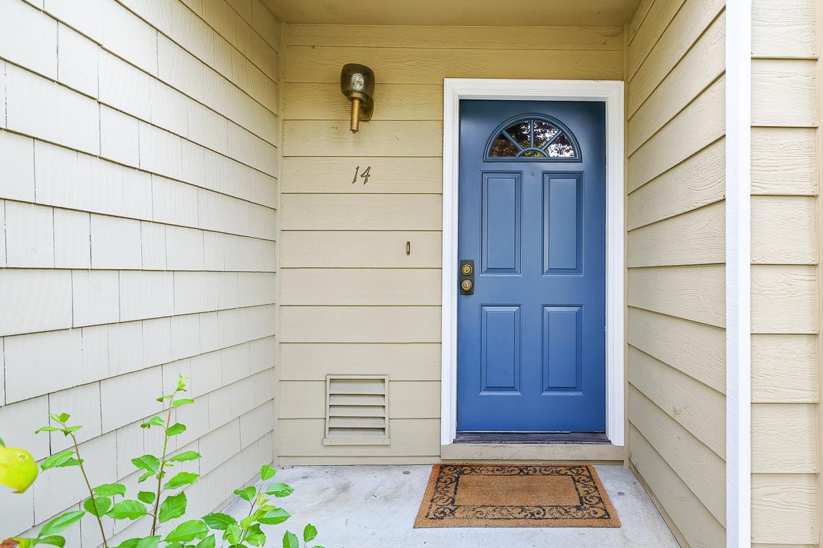 Detail Gallery Image 30 of 38 For 181 Ada Ave #14,  Mountain View,  CA 94043 - 2 Beds | 2/1 Baths