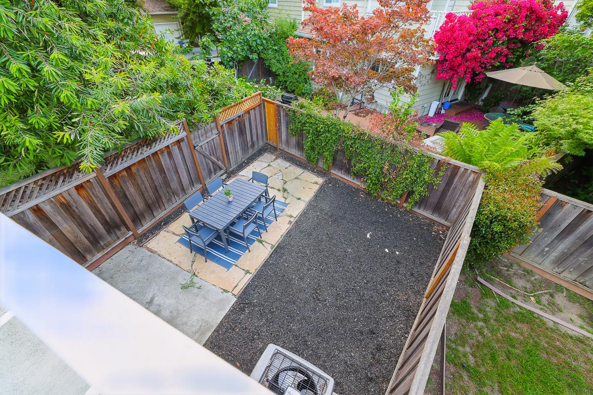 Detail Gallery Image 35 of 38 For 181 Ada Ave #14,  Mountain View,  CA 94043 - 2 Beds | 2/1 Baths