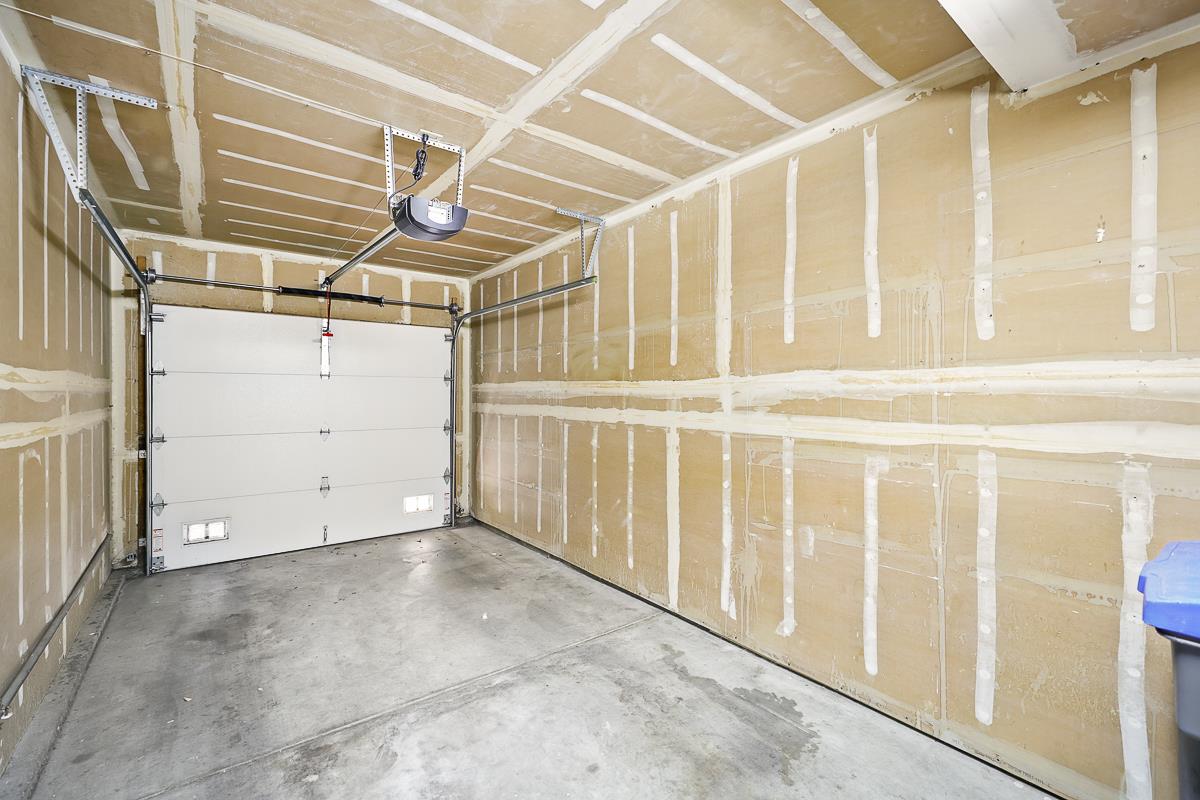 Detail Gallery Image 36 of 38 For 181 Ada Ave #14,  Mountain View,  CA 94043 - 2 Beds | 2/1 Baths