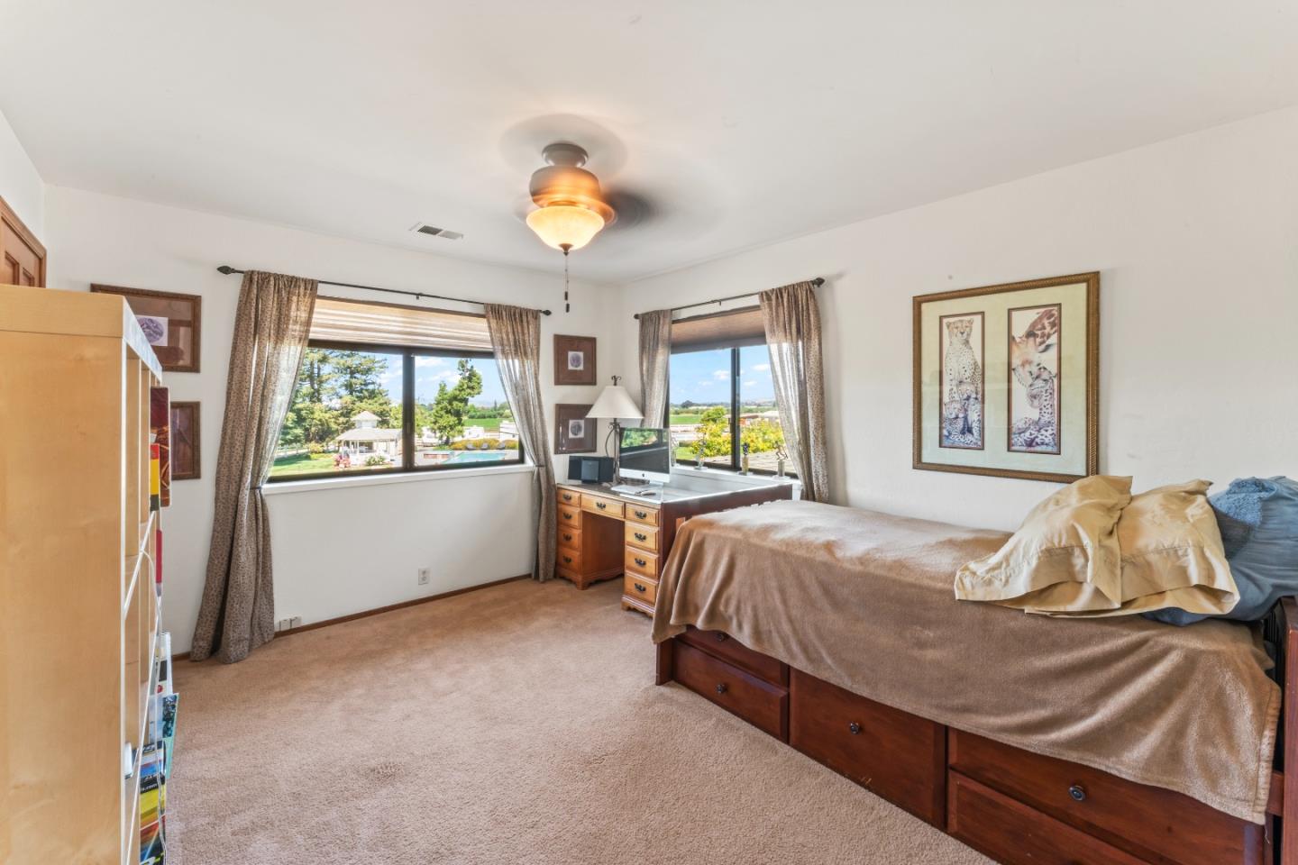 Detail Gallery Image 17 of 42 For 3465 Susie Ln, Gilroy,  CA 95020 - – Beds | – Baths