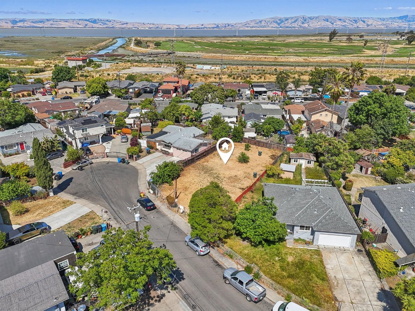 Detail Gallery Image 16 of 17 For 108 Lotus Way, East Palo Alto,  CA 94303 - – Beds | – Baths