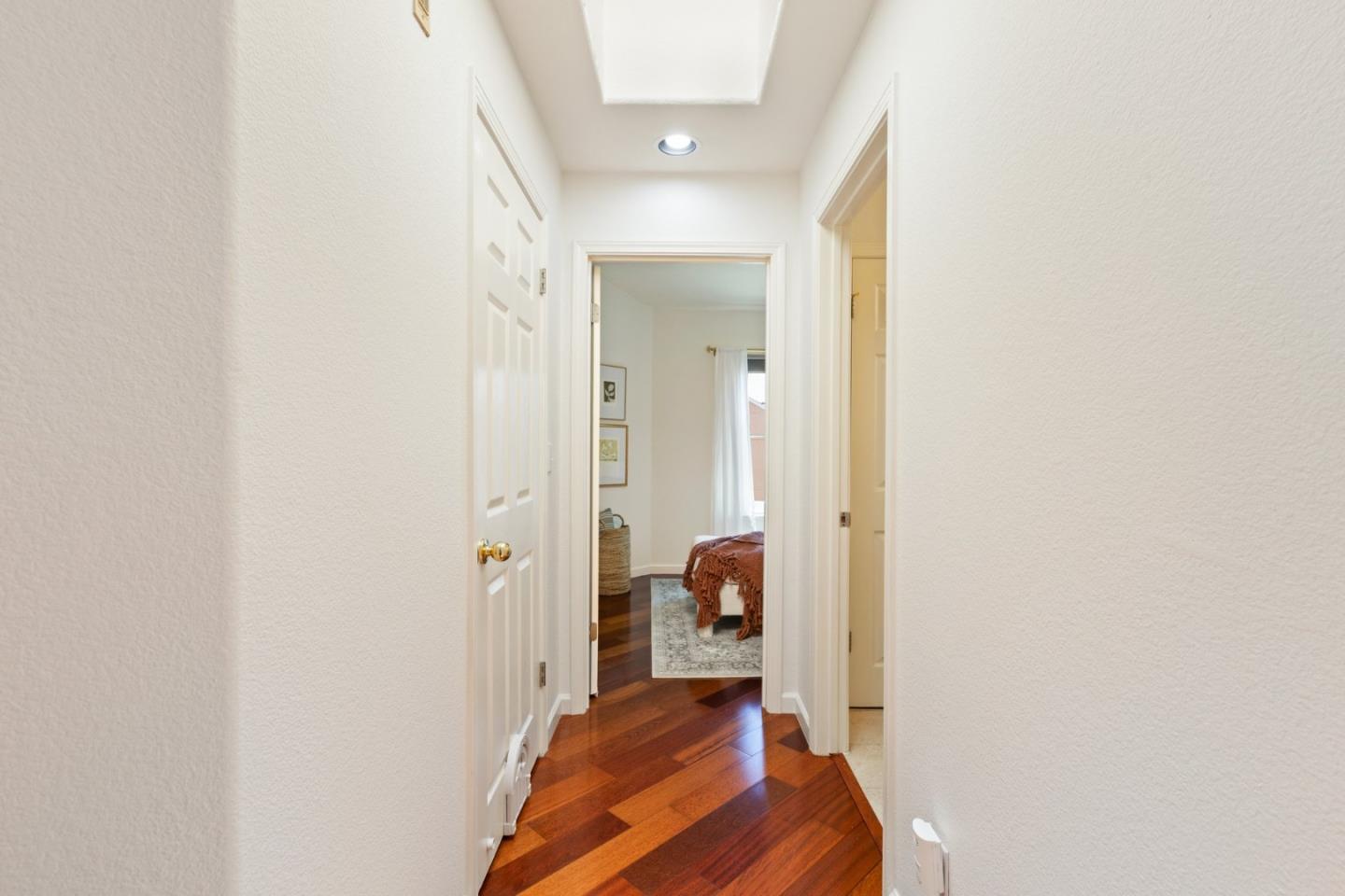 Detail Gallery Image 12 of 30 For 2009 Showers Dr #2,  Mountain View,  CA 94040 - 2 Beds | 2 Baths