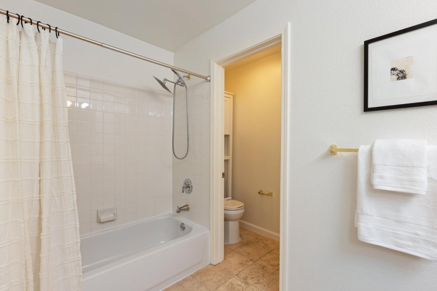 Detail Gallery Image 17 of 30 For 2009 Showers Dr #2,  Mountain View,  CA 94040 - 2 Beds | 2 Baths