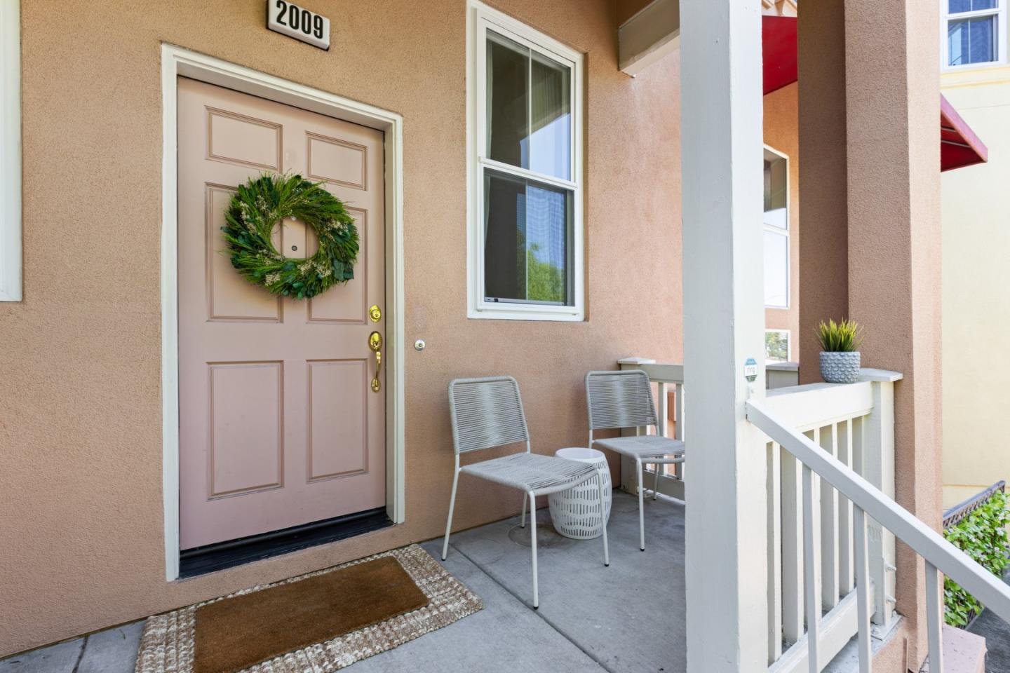 Detail Gallery Image 3 of 30 For 2009 Showers Dr #2,  Mountain View,  CA 94040 - 2 Beds | 2 Baths